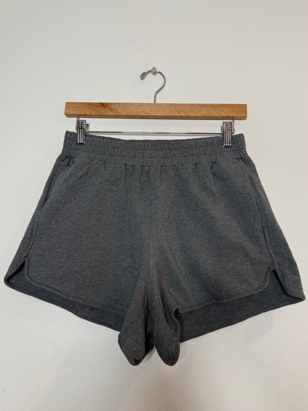 Pact Organic Cotton Lounge Leisure Stretch Mini Shorts in charcoal grey small